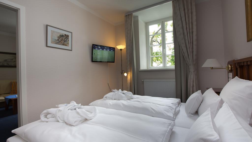 Hotel Badehaus Goor Putbus Exterior foto