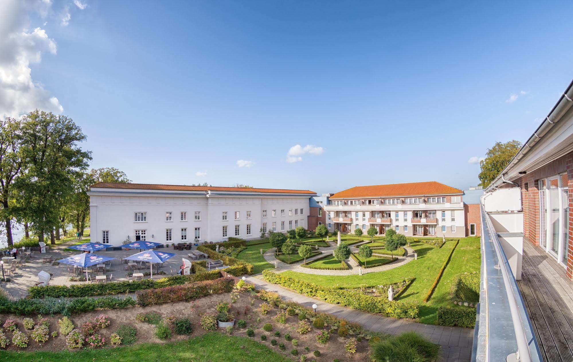 Hotel Badehaus Goor Putbus Exterior foto